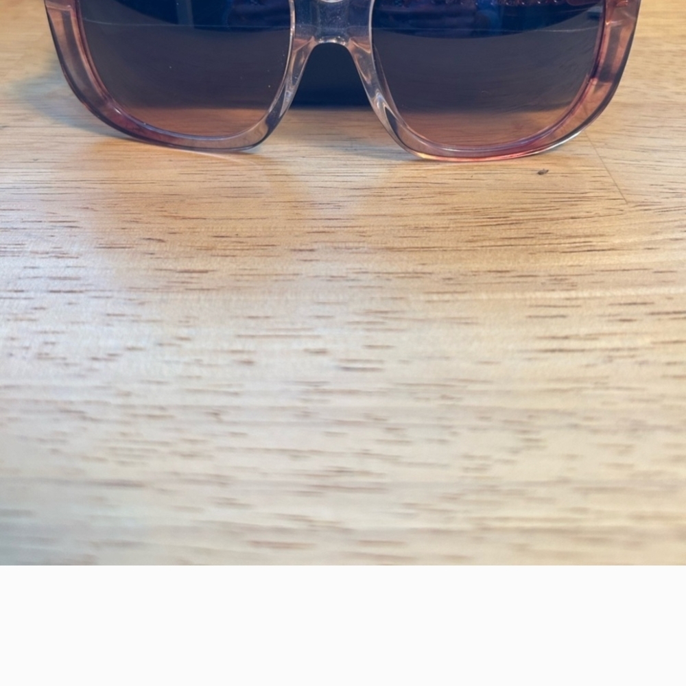 Elegant Pink Sunglasses - Picture 7 of 8